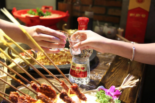 渠道全国化,营销国际化,估值达千亿,低调剑南春迎来重新崛起最佳时段