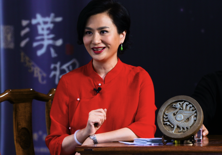 知名电视台主持人经蓓主持直播活动