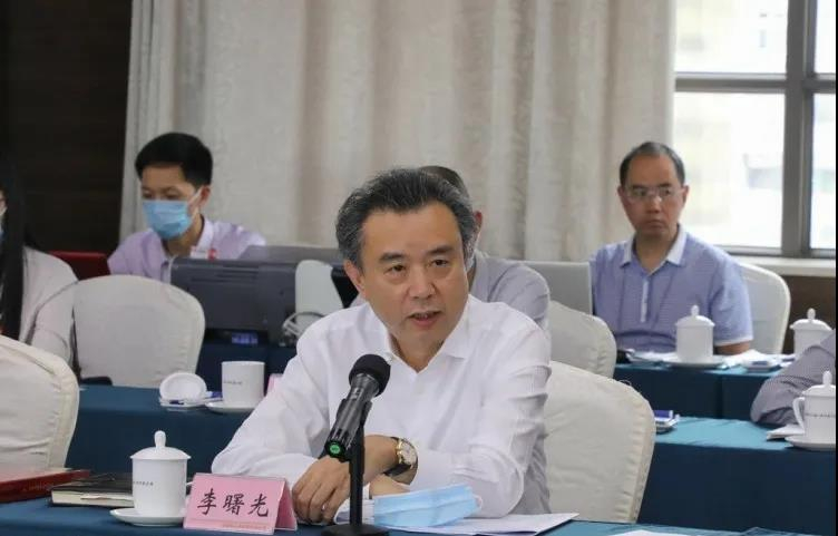 李曙光:建议加大川酒战略重组力度,实现整体品牌优势丨高层视线