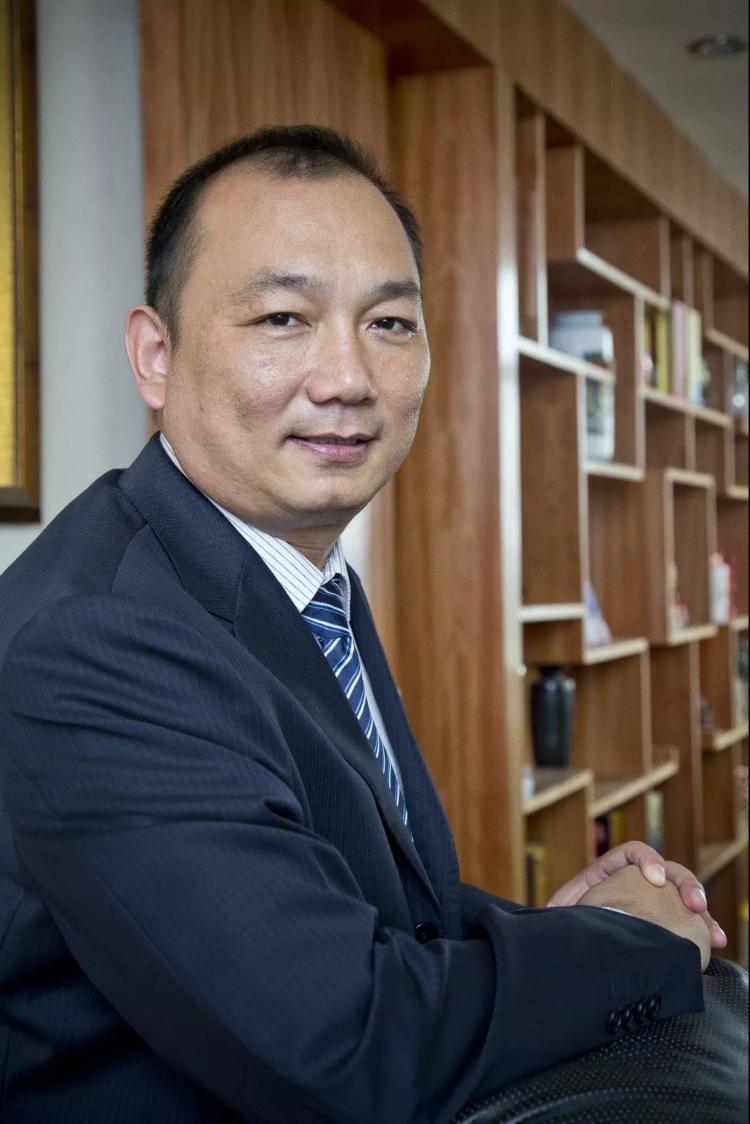 从濒临破产到鲁酒龙头,花冠的涅盘之路丨致敬40年